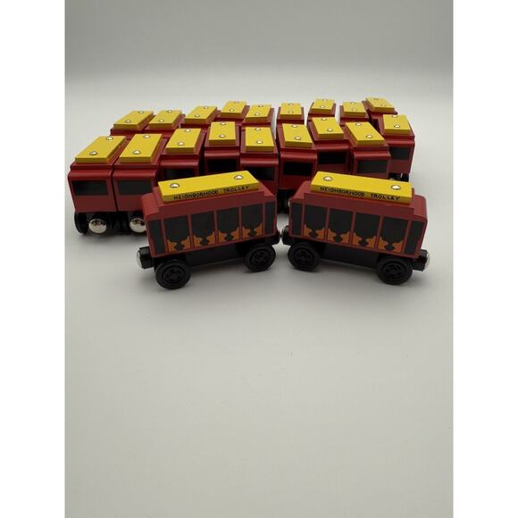 2004 McFeely Roger's Foundation Mr Rogers Neighborhood Trolley Wooden Train Car - Picture 11 of 13